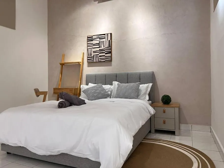 Petaling Jaya Ss2 Seapark Landed House, 4Bedroom, For 12 Pax With Netflix Villa Petaling Jaya